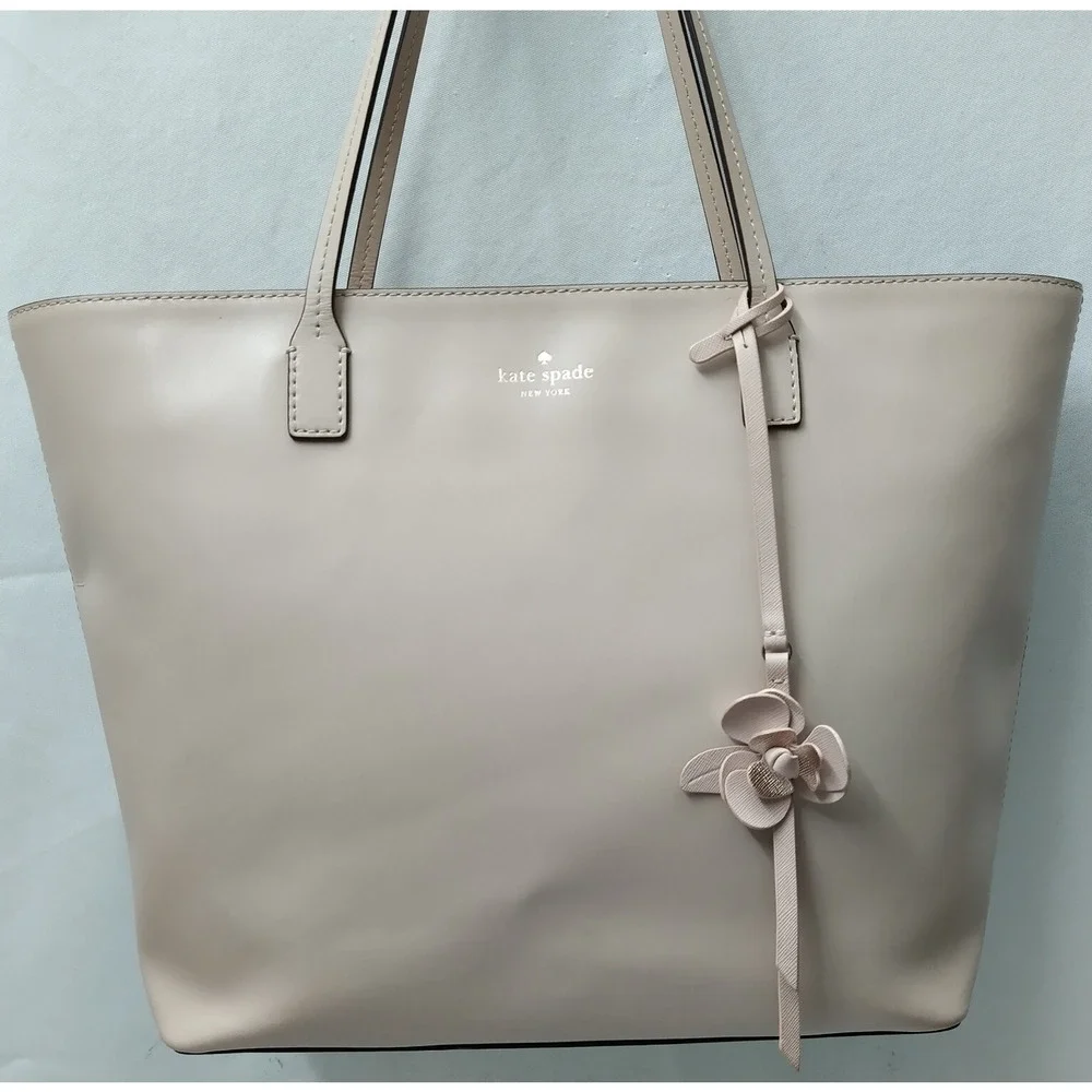 Kate Spade New York Beige Leather Double Handles Tote Bag